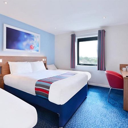 Travelodge London Crystal Palace Exterior photo